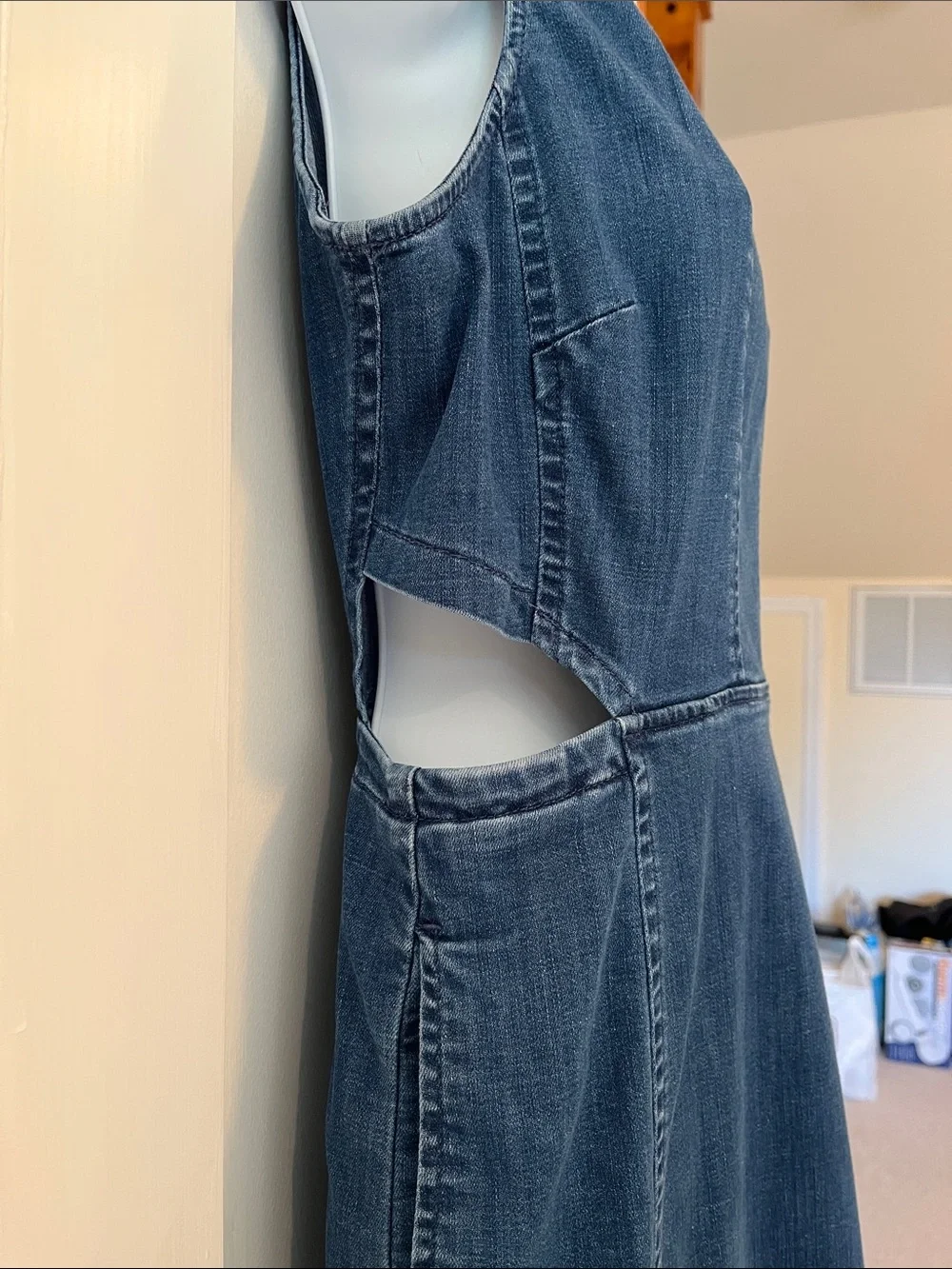 Madewell Denim Dress Cut Outs Sleeveless Women’s 6 Blue Pockets Coastal Cowgirl - Picture 5 of 17
